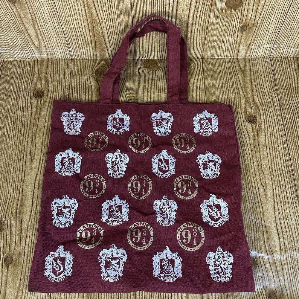 Harry Potter Hogwarts Platform 9 3/4 Gryffindor Tote Bag 14" X 14.5"